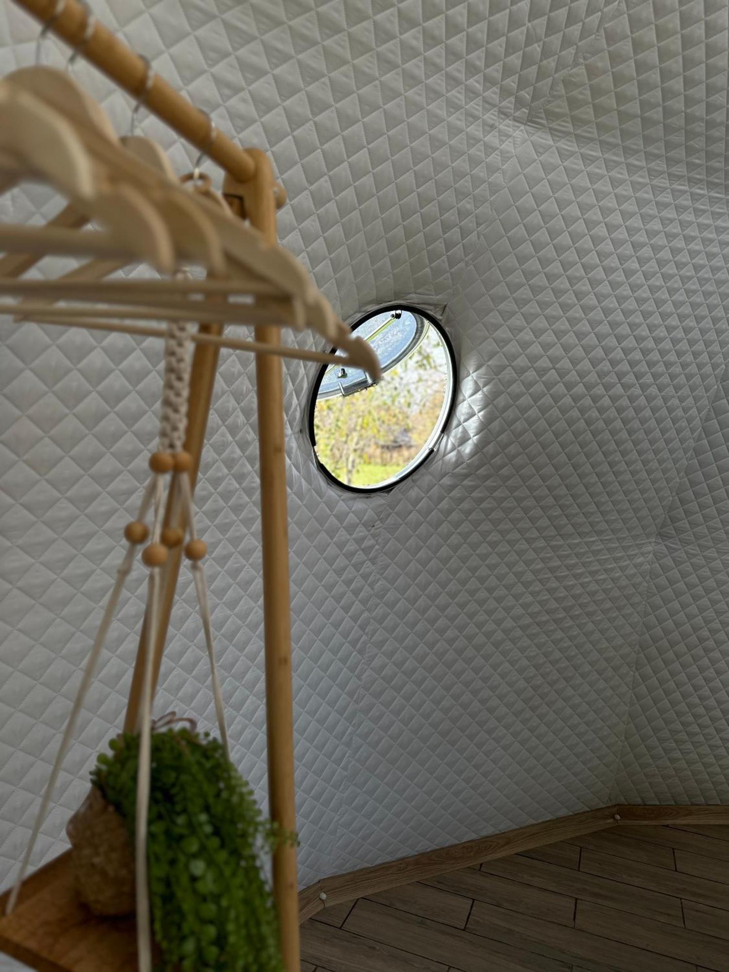 The Frog Glamping Horezu Exterior foto