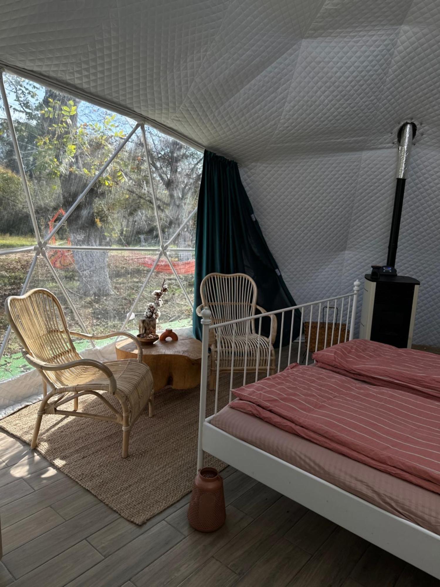 The Frog Glamping Horezu Exterior foto