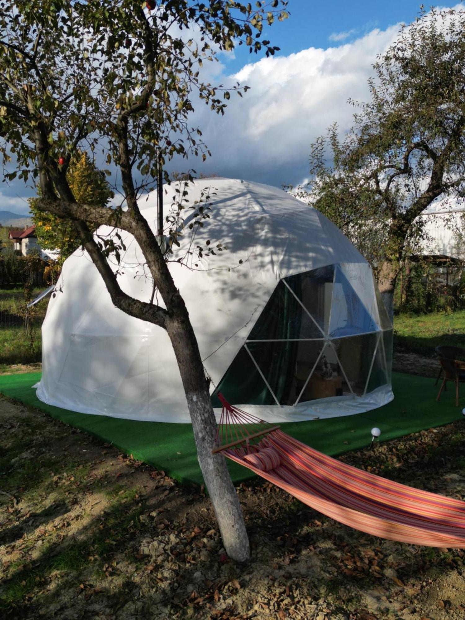 The Frog Glamping Horezu Exterior foto
