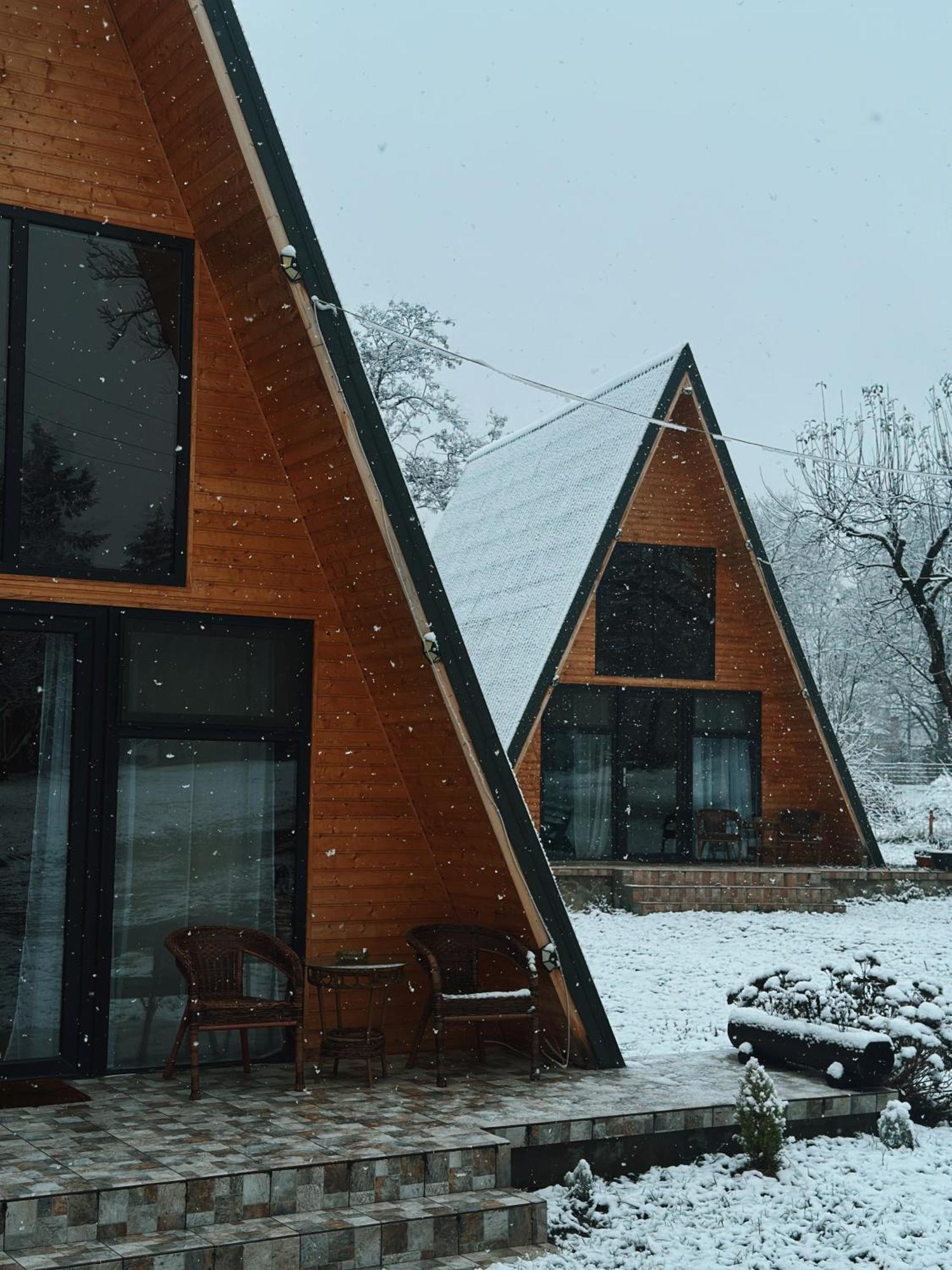 The Frog Glamping Horezu Exterior foto