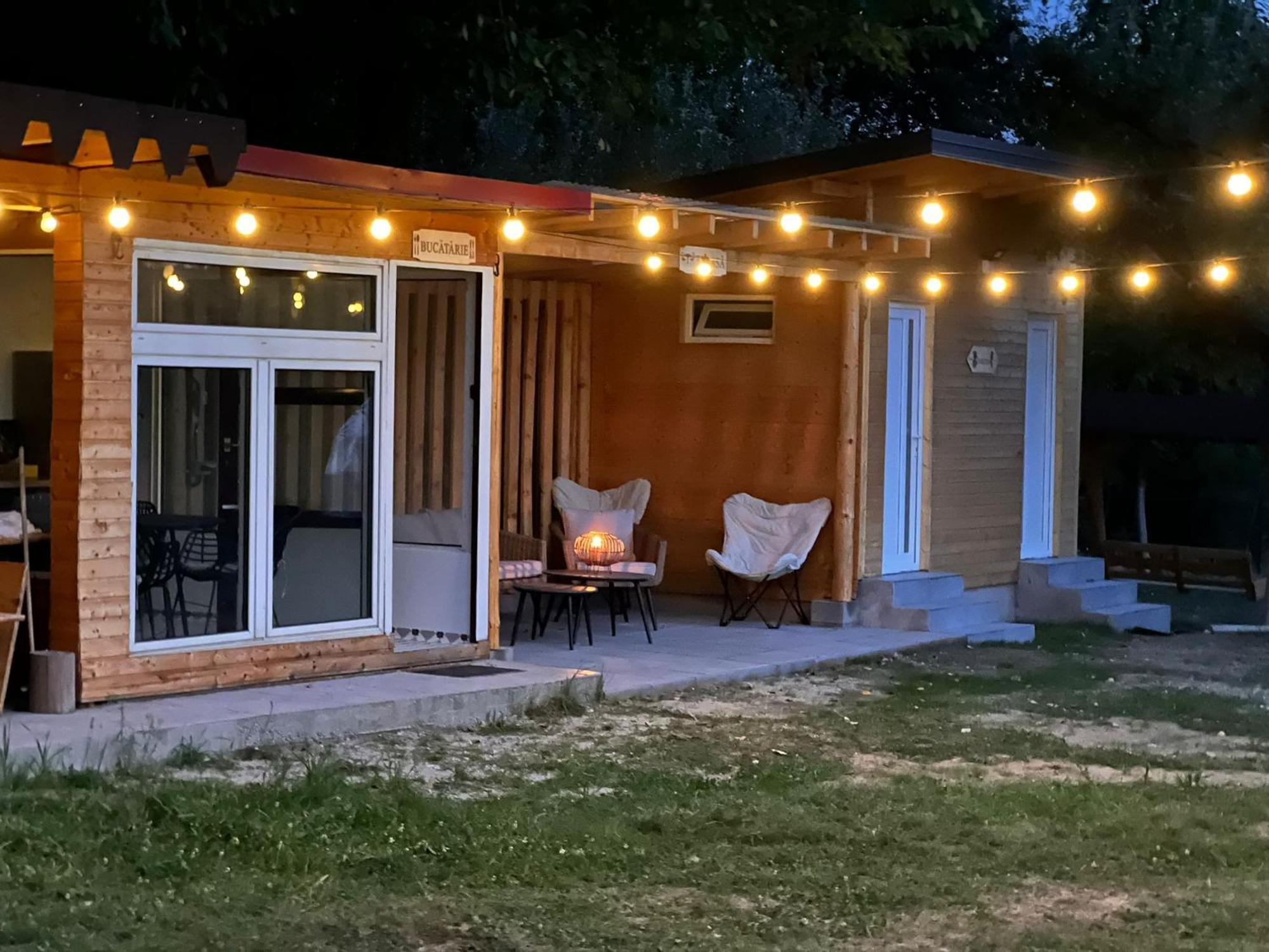 The Frog Glamping Horezu Exterior foto