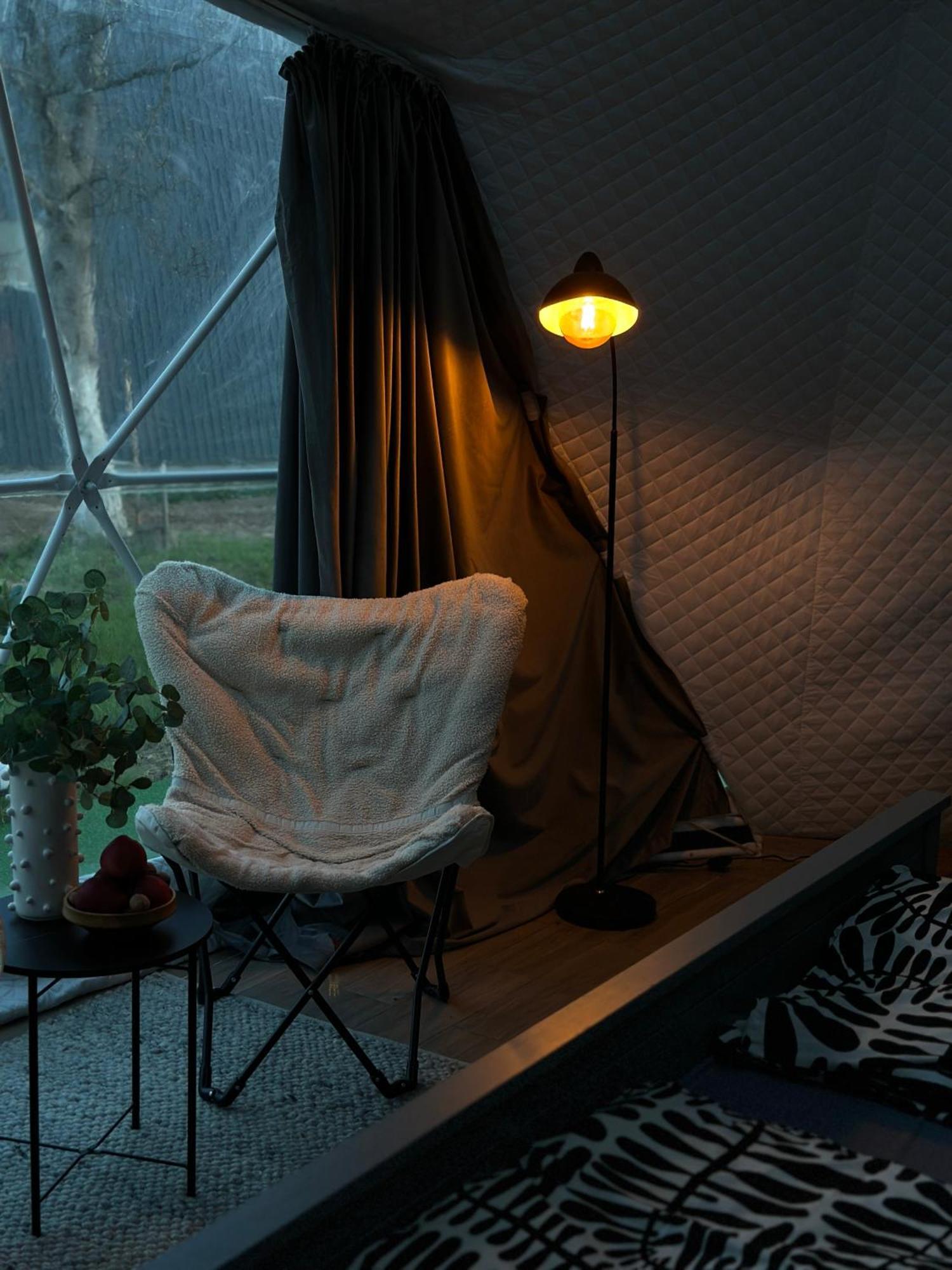 The Frog Glamping Horezu Exterior foto